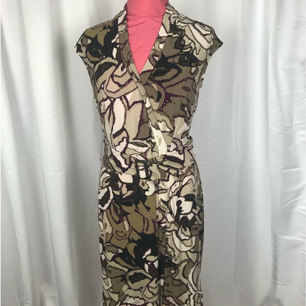 Dana Buchman Dress, Size Medium, Fitted, Belted, V-Neck, Faux Wrap Around